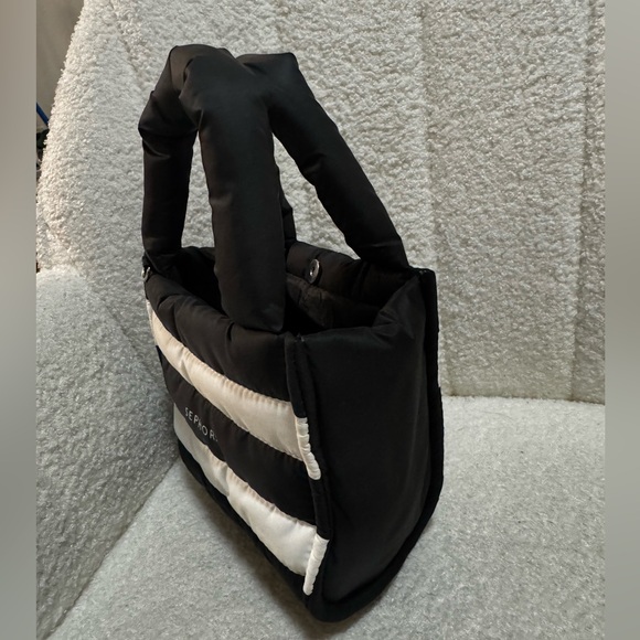 Sephora Black and White Quilted Cosmetic Bag - Picture 4 of 7